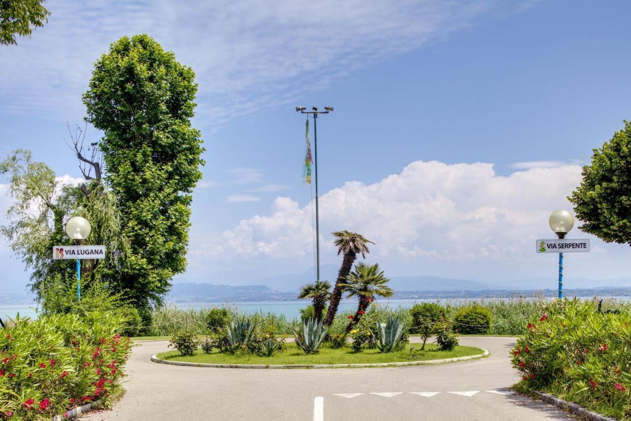 Residence Villaggio Tiglio Sirmione Exterior photo