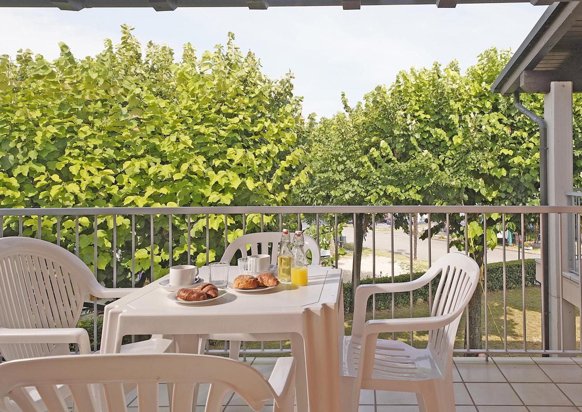 Residence Villaggio Tiglio Sirmione Room photo